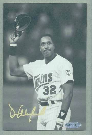  Dave Winfield - UDA Autographed 3,000 Hit Club photo (Padres) Baseball cards value