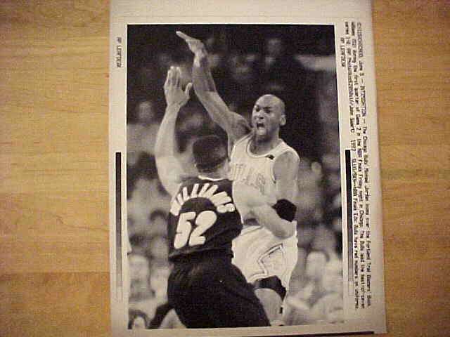 WIREPHOTO: Michael Jordan - [06/05/92] 'Intimidation' (Bulls) Baseball cards value