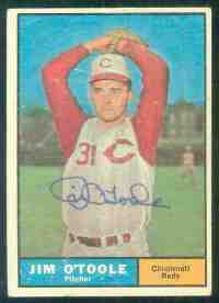 AUTOGRAPHED 1961 Topps Baseball card front