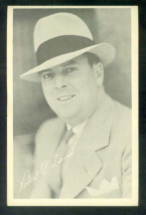 1931 Cubs Team Issue #13 Bob Lewis Baseball cards