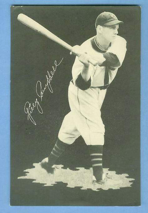 1932 Cubs Team Issue #28 Gilly Campbell Baseball cards
