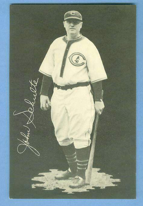 1932 Cubs Team Issue #33 John Schulte Baseball cards