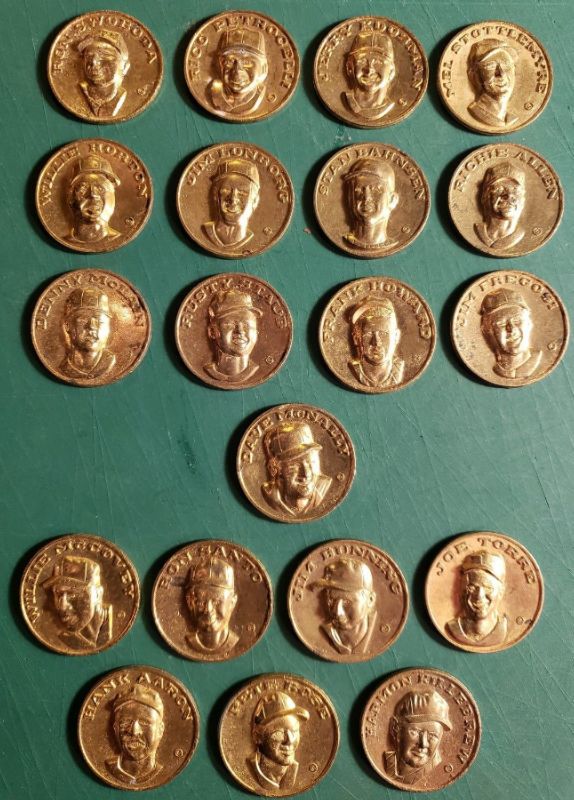 Ron Santo - 1969 Citgo Metal Coin (Cubs) Baseball cards value