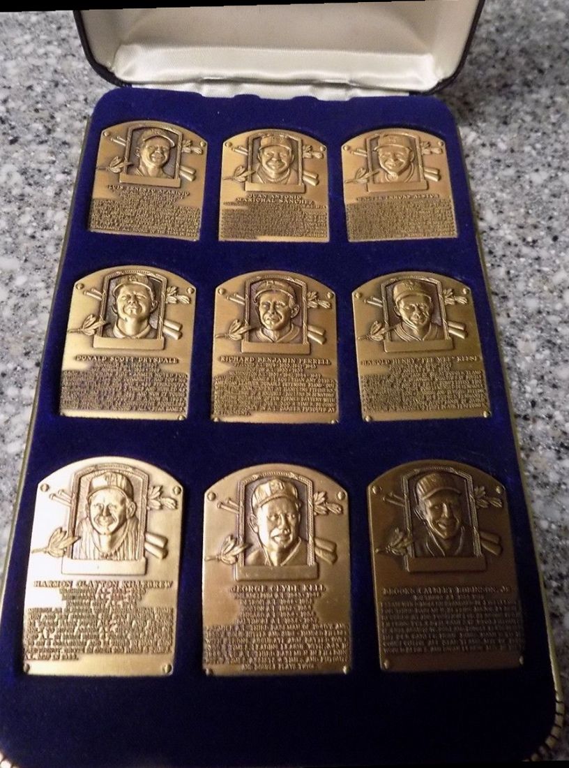S1: Juan Marichal - 1985 Hall-of-Fame Gallery Mini BRONZE PLAQUE Baseball cards value