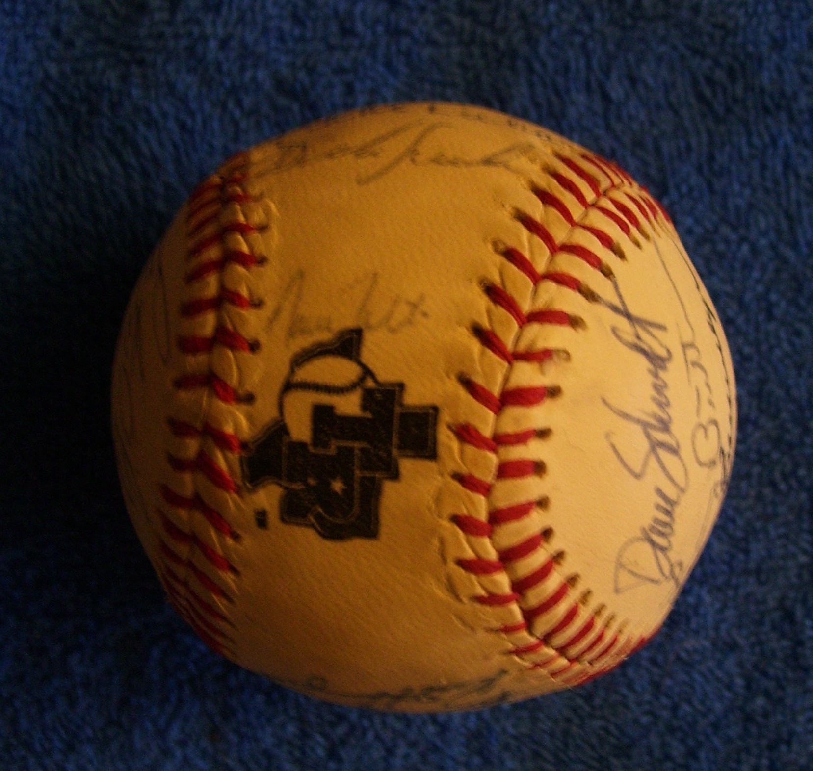  1983 Rangers - Team Signed/AUTOGRAPHED baseball [#ed4-01] w/26 Signatures Baseball cards value