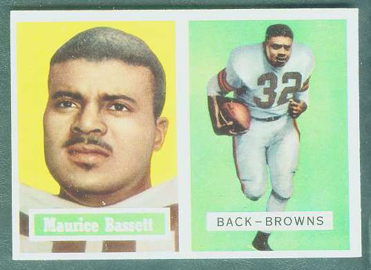 1957 Topps FB #.64 Maurice Bassett (Browns) Football cards value
