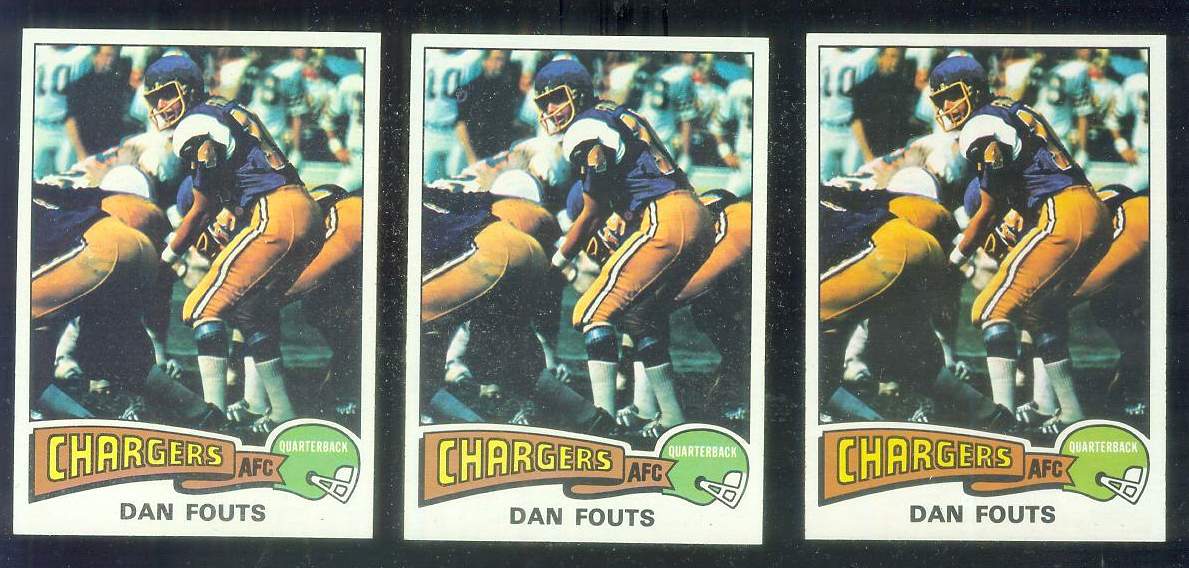1975 Topps FB #367 Dan Fouts ROOKIE [#] Football cards value