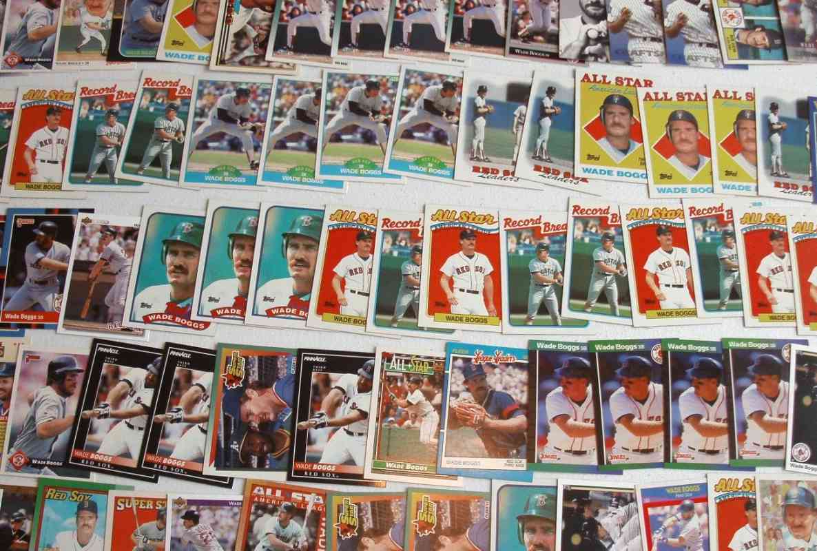Wade Boggs  COLLECTION - Lot of (600) assorted cards !!! Baseball cards value