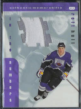 Brett Hull - 1999-00 Be a Player 'In the Numbers' GAME-USED JERSEY SWATCH Hockey cards value
