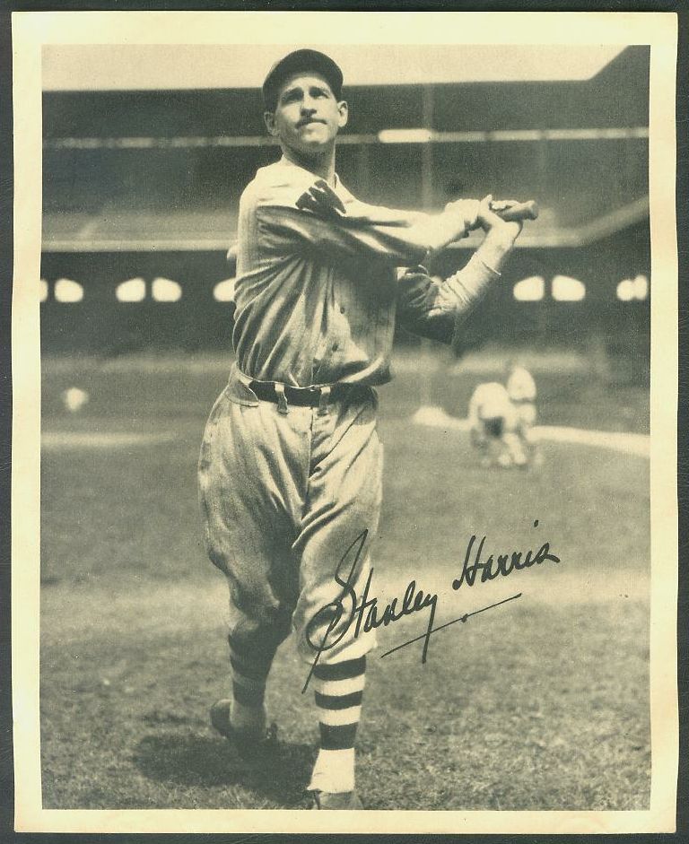 1934 Butterfinger Premium - Stanley 'Bucky' Harris (Hall-of-Famer) Baseball cards value