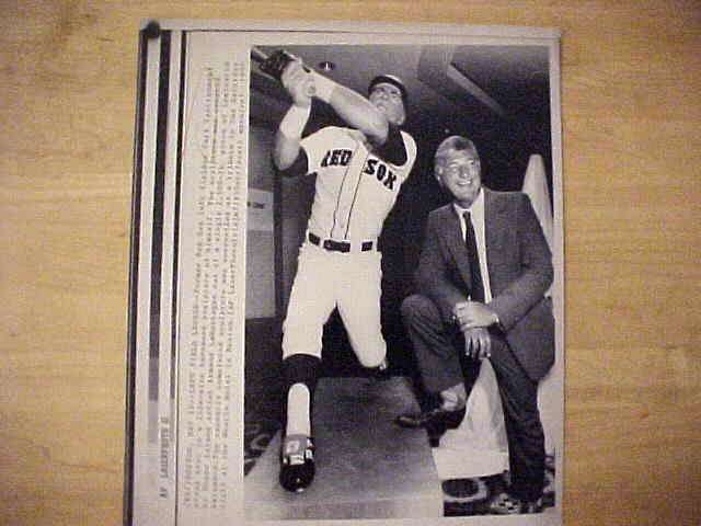 WIREPHOTO: Carl Yastrzemski - [1990-05/12] 'Left Field Legend' (Red Sox) Baseball cards value