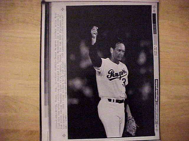 WIREPHOTO: Nolan Ryan - [08/22/89] '5000 Career' (Rangers) Baseball cards value