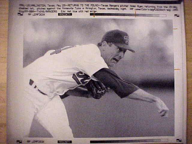 WIREPHOTO: Nolan Ryan - [05/29/91] 'Returns To The Mound' (Rangers) Baseball cards value