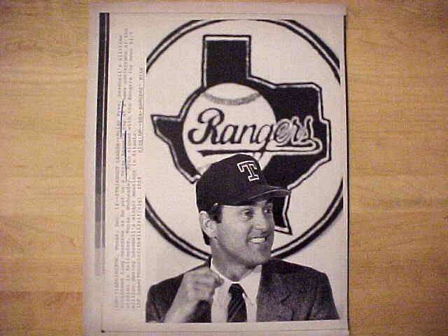 WIREPHOTO: Nolan Ryan - [12/14/88] 'Strikeout Leader' (Rangers) Baseball cards value
