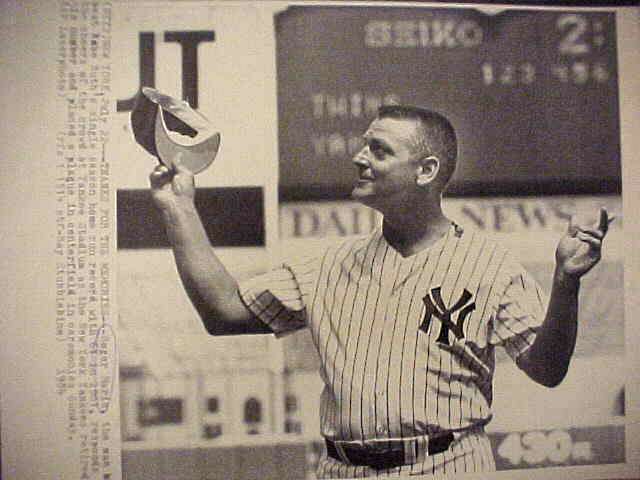 WIREPHOTO: Roger Maris - [07/22/84] 'Thanks For The Memories' (Yankees) Baseball cards value