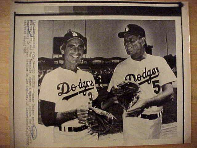 WIREPHOTO: Sandy Koufax - [07/14/86] 'Old Friends' (Dodgers) Baseball cards value