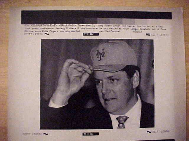WIREPHOTO: Tom Seaver - [01/08/91] 'In The Hall' (Mets) Baseball cards value