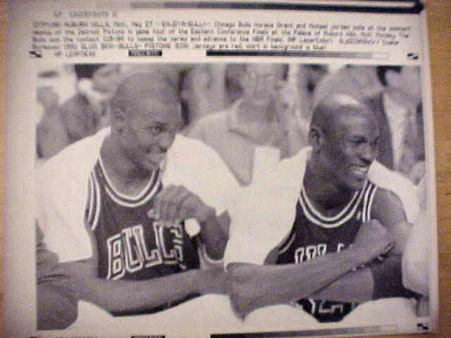 WIREPHOTO: Michael Jordan - [05/27/91] 'Enjoya-Bull!' (Bulls) Baseball cards value