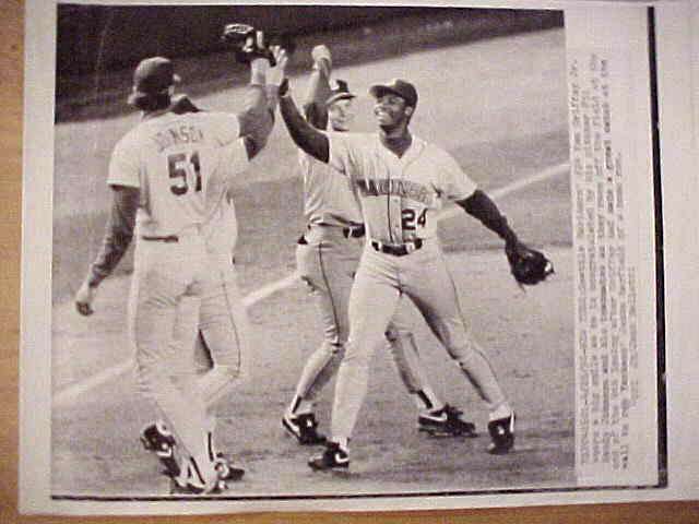 WIREPHOTO: Ken Griffey Jr - {04/26/90} 'Let's Celebrate' (Mariners) Baseball cards value
