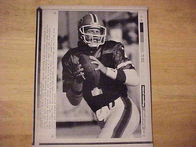 WIREPHOTO: John Elway - [01/19/90] 'Going Through The Motions' (Broncos) Football cards value