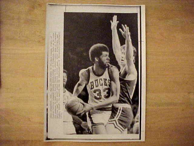 WIREPHOTO: Kareem Abdul-Jabbar - [10/18/73] 'The Hook!' (Bucks) Basketball cards value