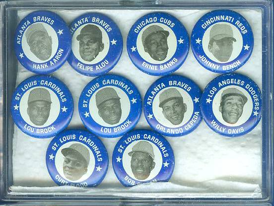 1969 MLBPA Pins #44 Bob Gibson (Cardinals) Baseball cards value