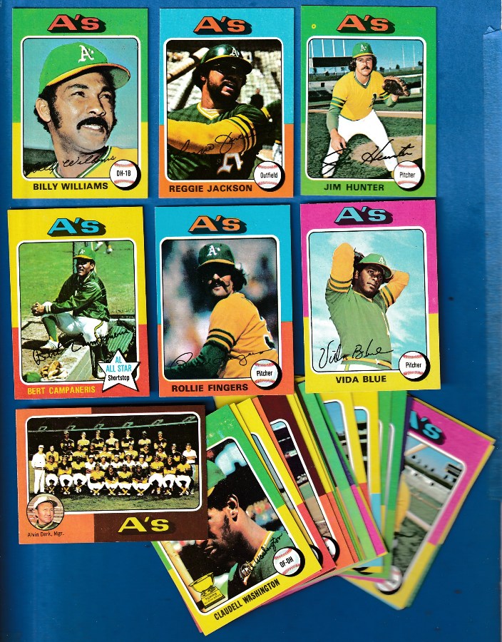 A's (27) - 1975 Topps MINI COMPLETE TEAM SET Baseball cards value