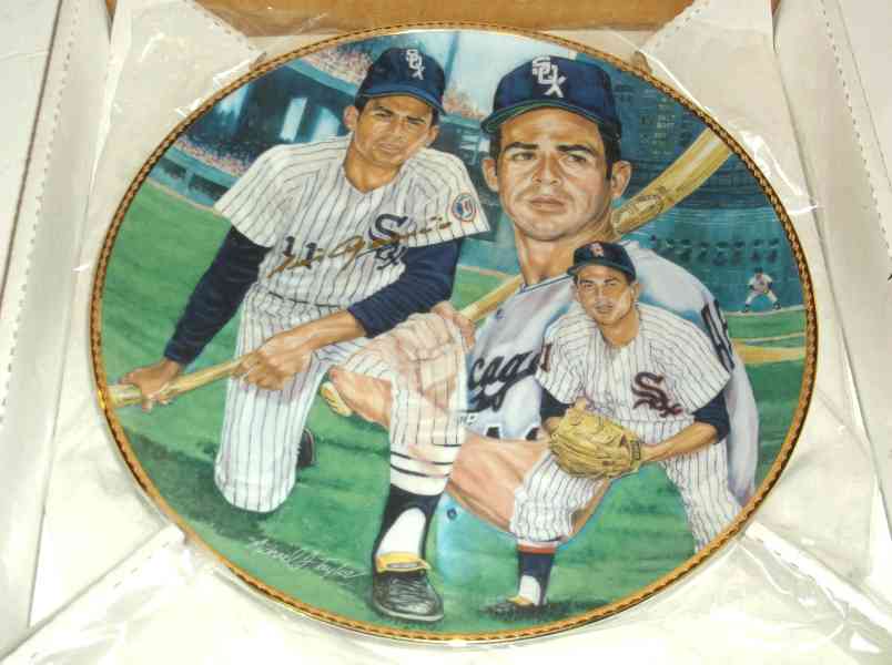  Luis Aparicio - AUTOGRAPHED Limited Edition GARTLAN Plate (1990/Mets) Baseball cards value