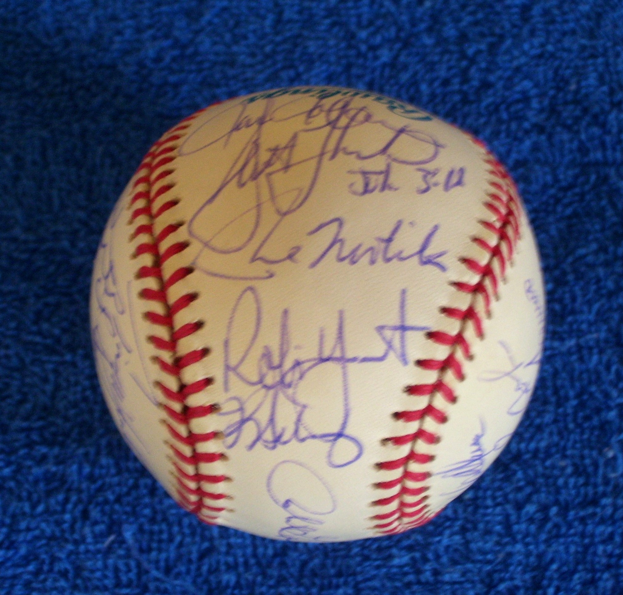   1992 Brewers - Team Signed/AUTOGRAPHED baseball [#ed06] w/24 Signatures Baseball cards value