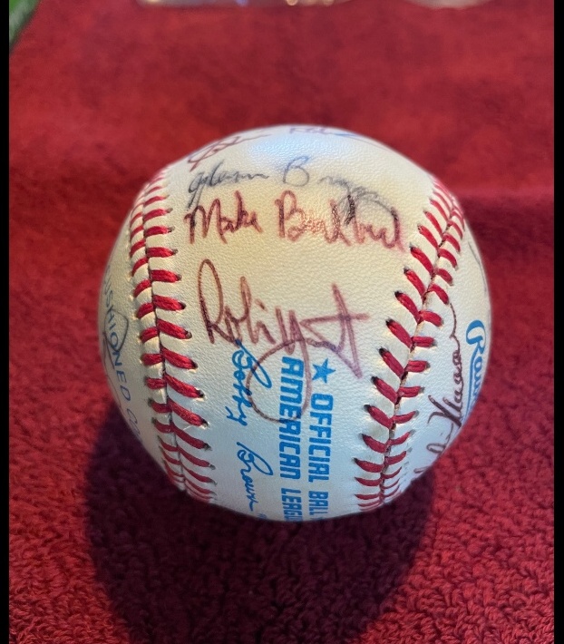  1986 Brewers - Team Signed/AUTOGRAPHED baseball [#11h] w/27 Signatures Baseball cards value