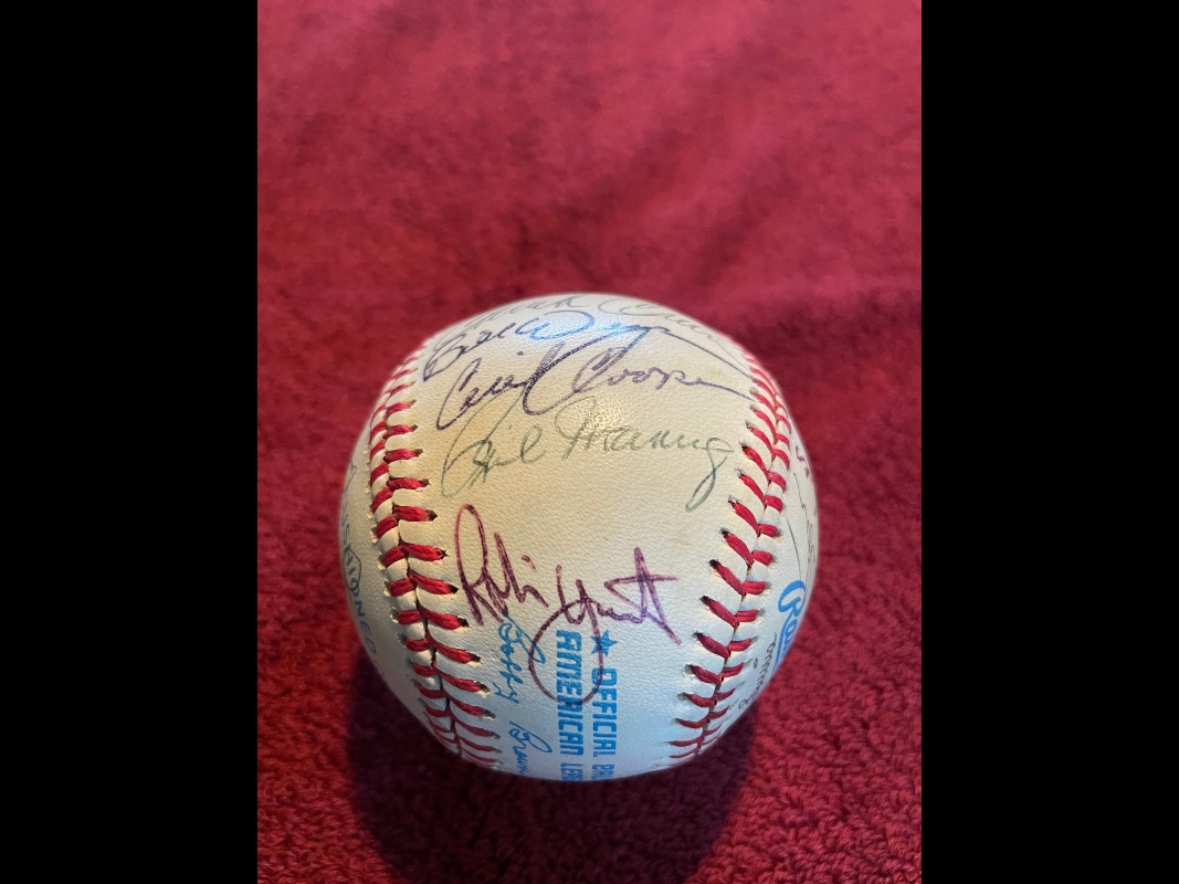  1987 Brewers - Team Signed/AUTOGRAPHED baseball [#11l] w/23 Signatures ! Baseball cards value