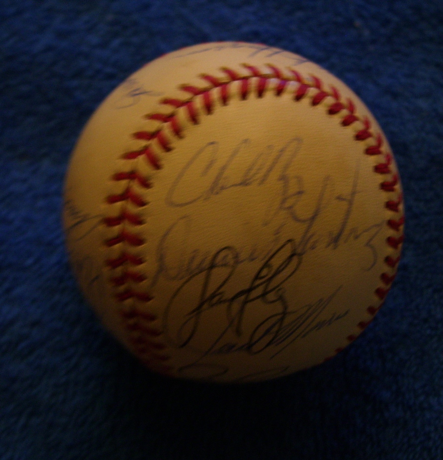  1994 Indians - Team Signed/AUTOGRAPHED baseball [#ed4-05] w/21 Signatures Baseball cards value