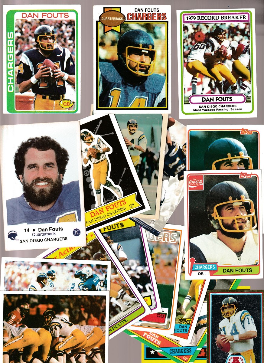 Dan Fouts - 1975-1994 - Collection/Lot of (27) different with ROOKIE !!! Football cards value