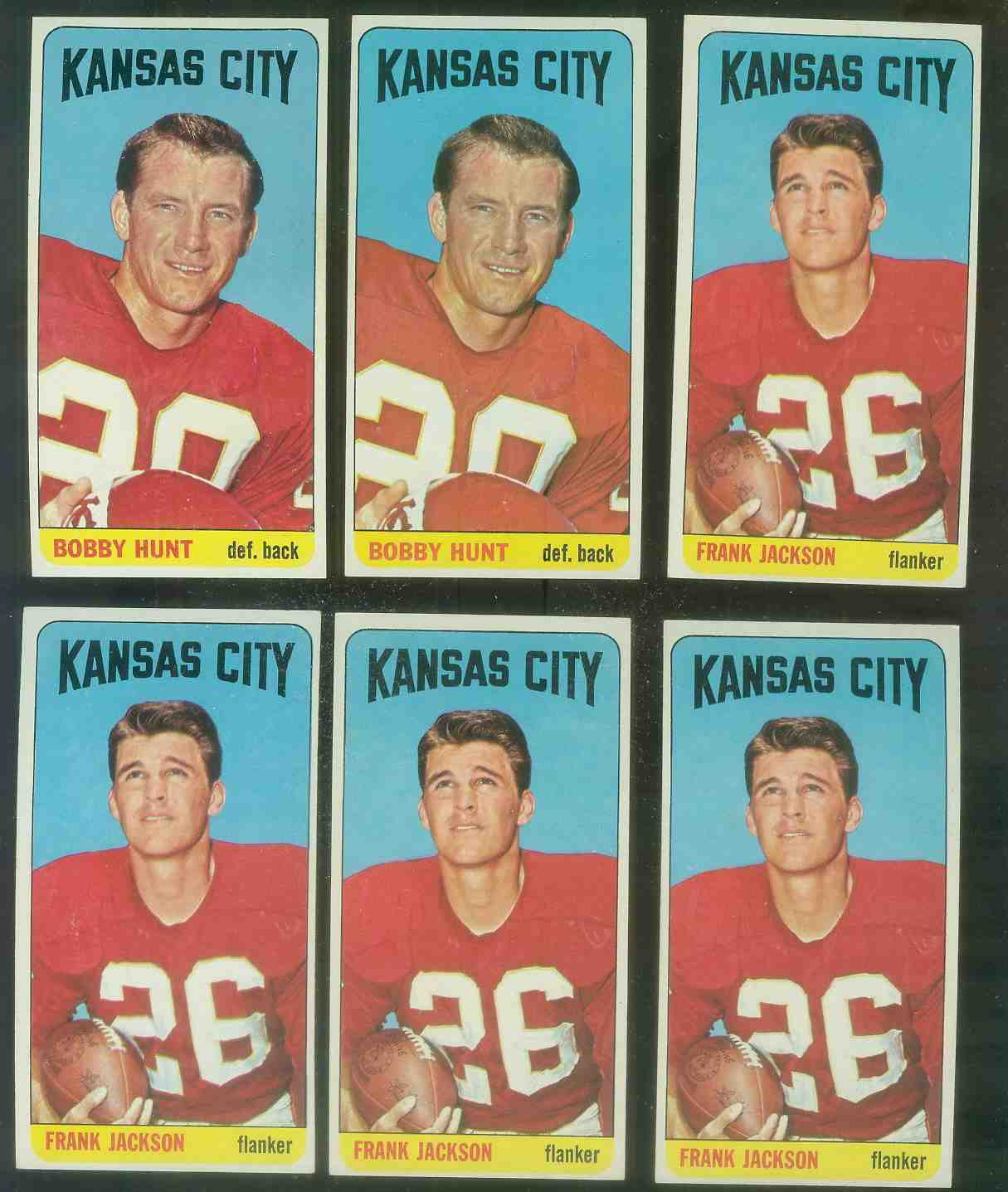 1965 Topps FB #104 Bobby Hunt (Kansas City Chiefs) Football cards value