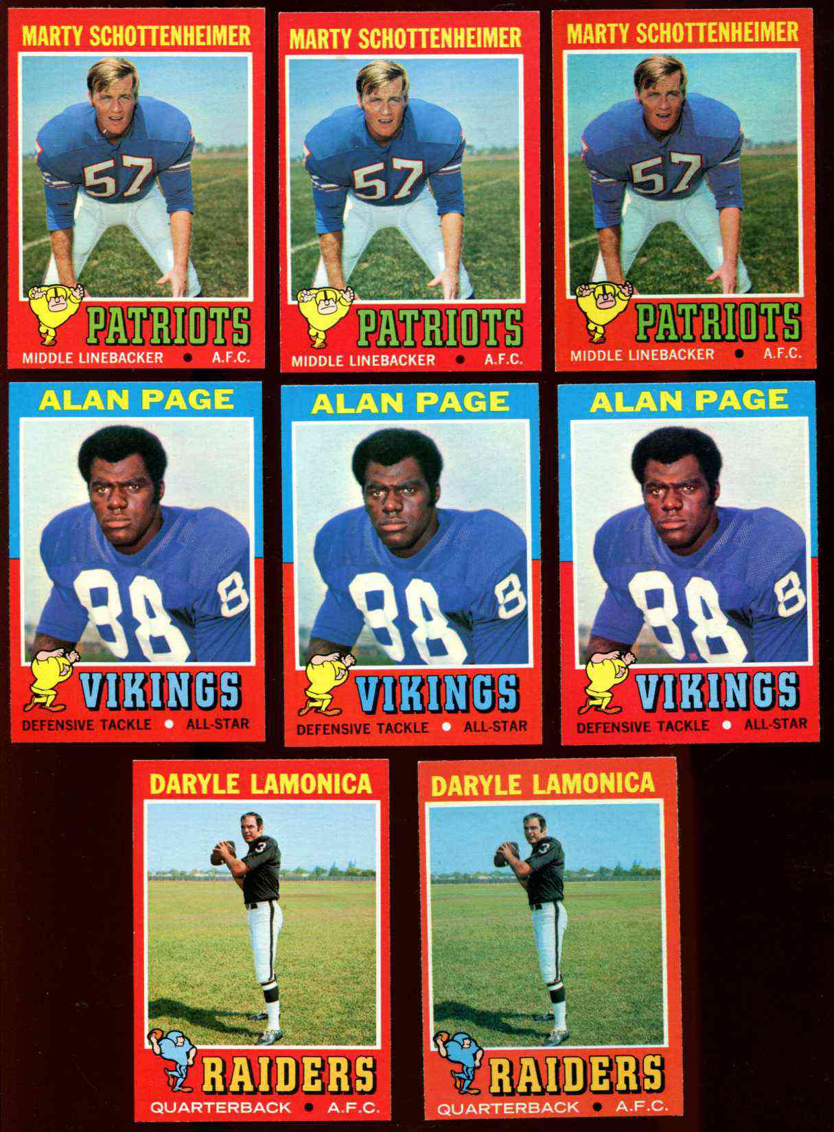 1971 Topps FB #  3 Marty Schottenheimer ROOKIE (Patriots) Football cards value