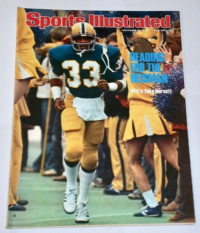 Sports Illustrated (1976/11/08) - TONY DORSETT 'Heading for the Heisman' Baseball cards value
