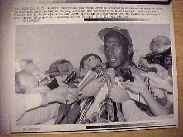 WIREPHOTO: Michael Jordan - [10/04/91] 'Questioned' (Bulls) Baseball cards value