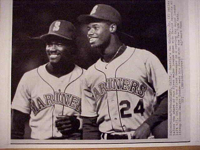 WIREPHOTO: Ken Griffey Jr - [04/05/89] 'Big League Teenager' (Mariners) Baseball cards value