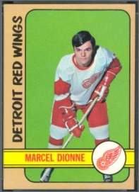 1972-73 Topps Hockey card front