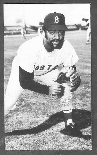 Luis Tiant - 1974 Topps Deckle Edge UN-DECKLED NO # PROOF [GB] (Red Sox)  cards value
