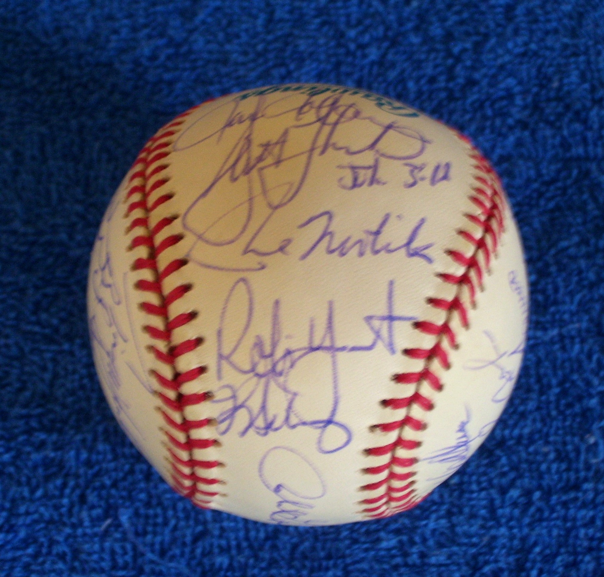 1992 Brewers - Team Signed/AUTOGRAPHED baseball [#ed06] w/24 Signatures  cards value