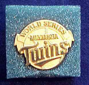 1987 Minnesota TWINS WORLD SERIES Press Pin  cards value