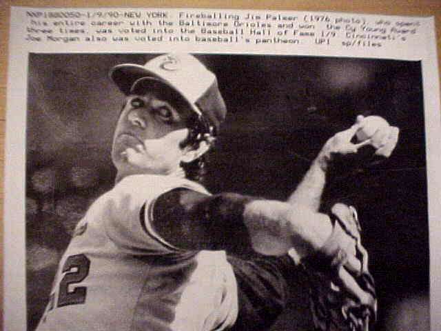 WIREPHOTO: Jim Palmer - [01/09/90] 'Hall Of Fame' (Orioles)  cards value