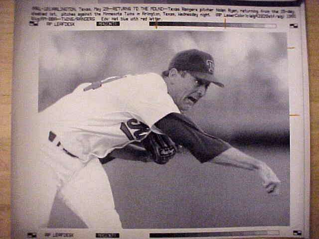 WIREPHOTO: Nolan Ryan - [05/29/91] 'Returns To The Mound' (Rangers)  cards value