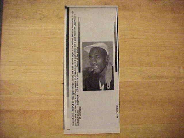 WIREPHOTO: Michael Jordan - [10/31/91] 'People In The News' (Bulls) Basketball cards value