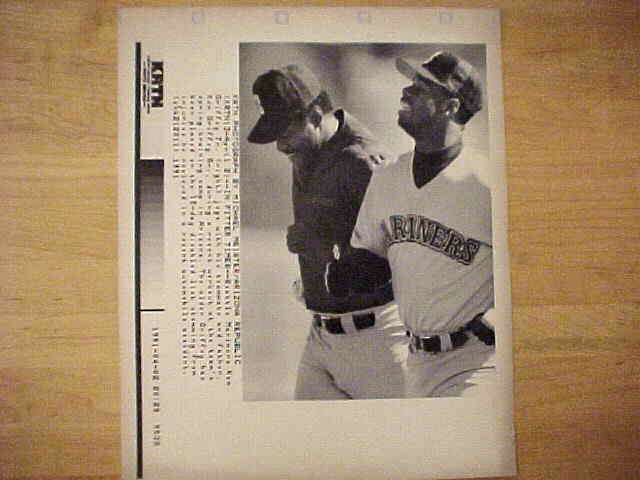 WIREPHOTO: Ken Griffey Jr - [04/02/91] 'In Fitter Times' (Mariners)  cards value