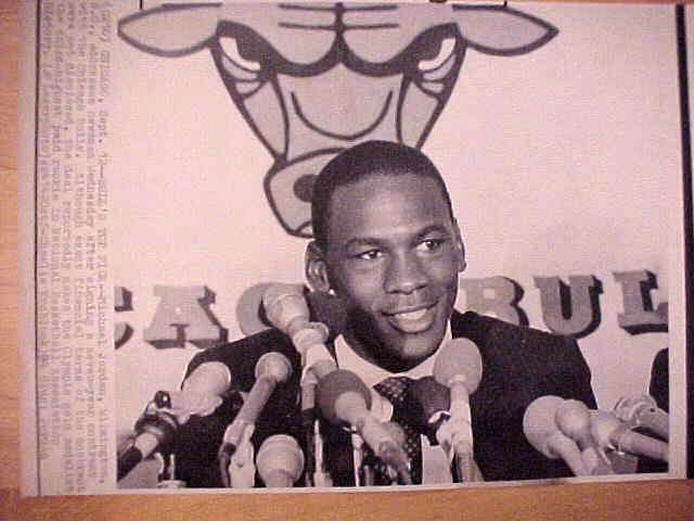 WIREPHOTO: Michael Jordan - [09/12/84] 'Bulls' Top Pick' (Bulls) Basketball cards value