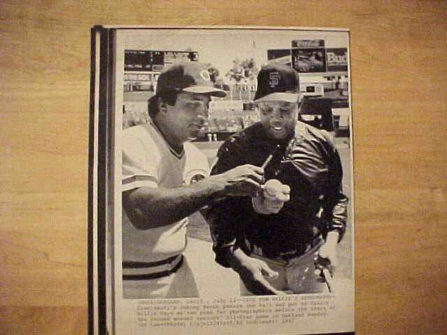 WIREPHOTO: Willie Mays - [07/12/87] 'Time For Willie's Autograph' (Giants)  cards value